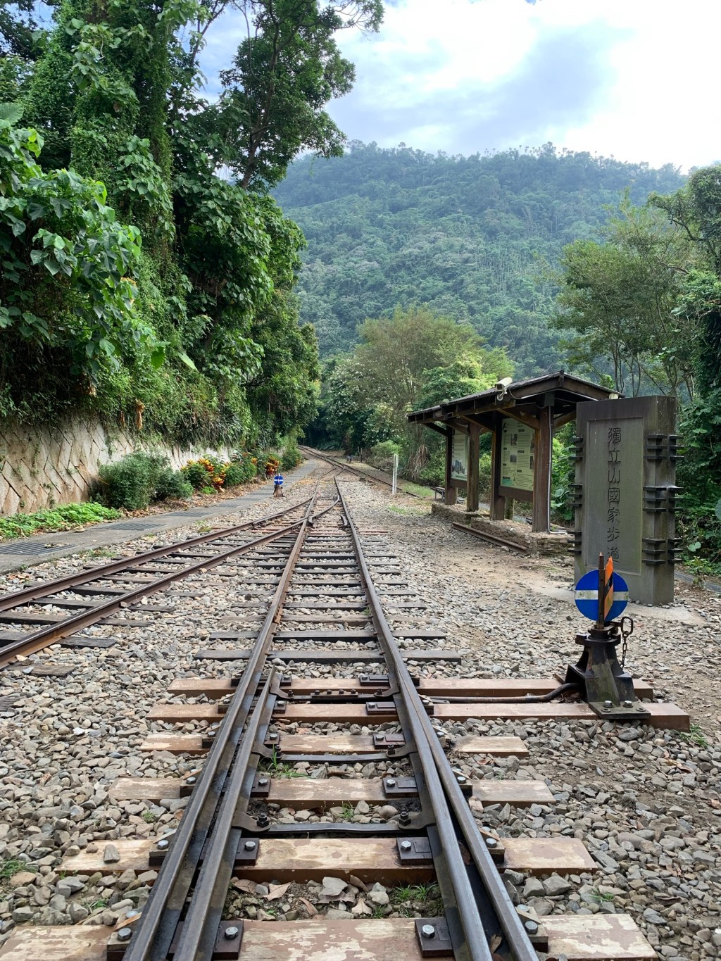 Don’t aim to be the best, Be the Only One Who&nbsp;Loves